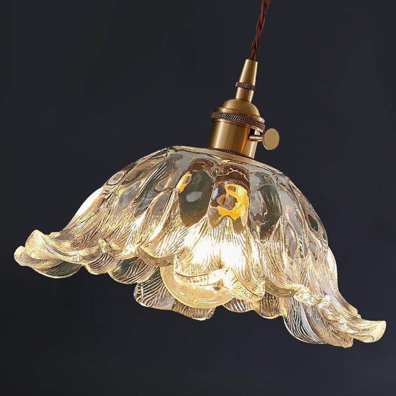 Golden Glass Pendant Lamp in the Shape of a Flower – Elegant Interior Decoration – Luxurious and Unique Design – Perfect for Living Room or Bedroom