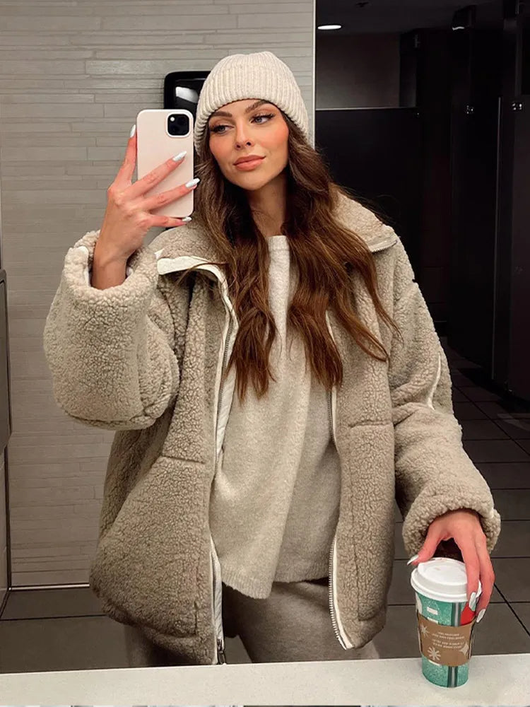 Image of Alyssa | Women's Sherpa Zip-Up Jacket