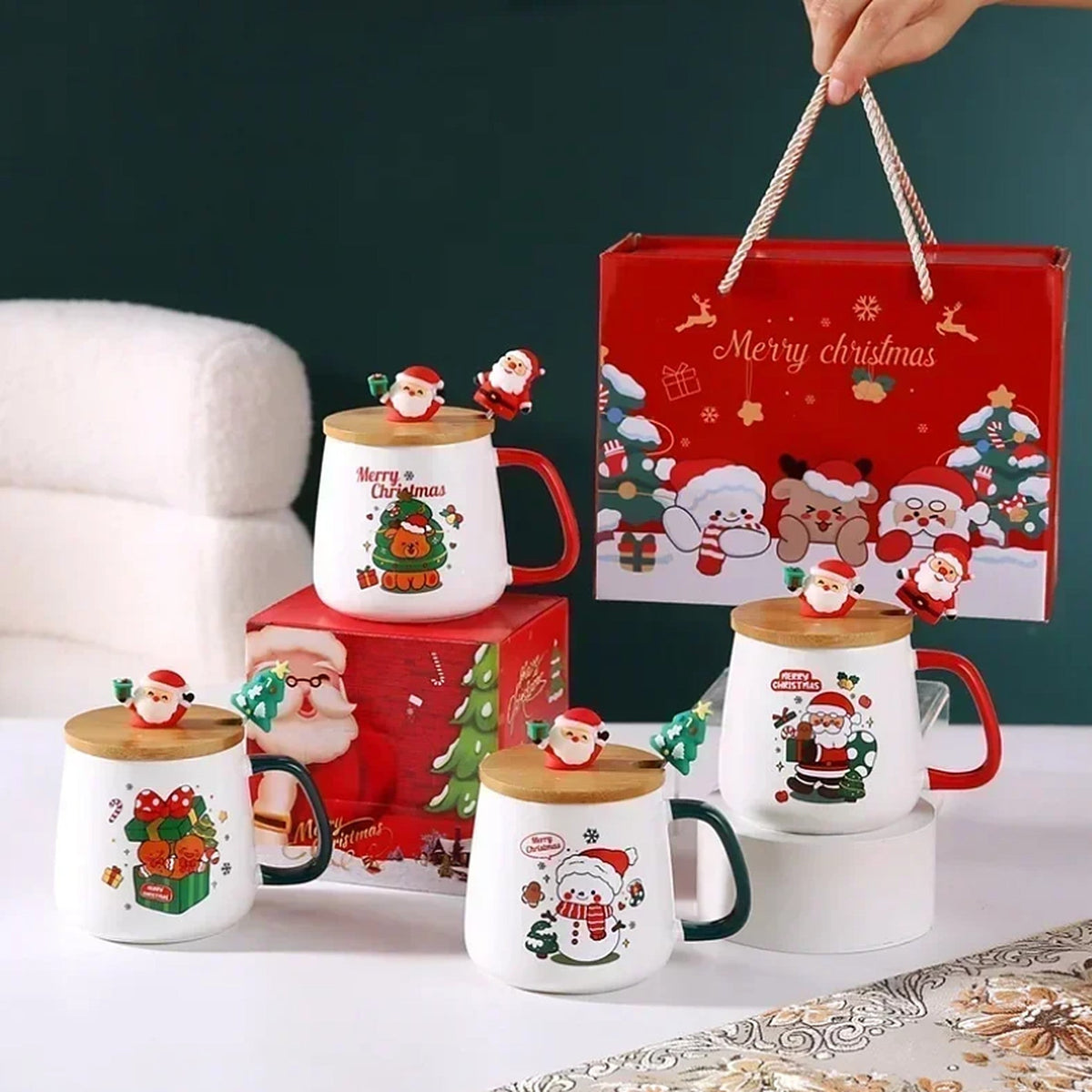 Christmas Mug in Gift Box - Ceramic Mug with Lid and Spoon
