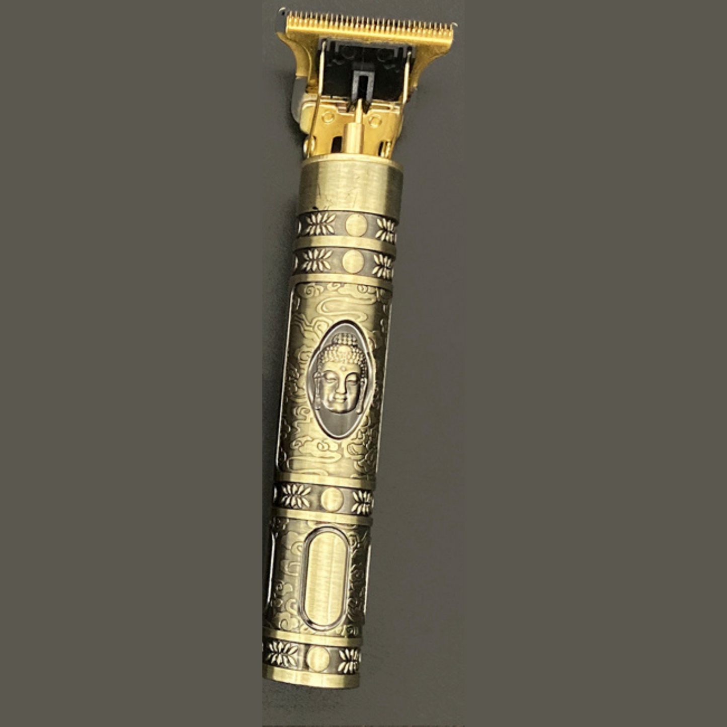Classic Precision – for Real Men – Grooming Device (e.g., Shaver, Trimmer) or Tool that Combines Classic Design with Reliable, Precise Performance.