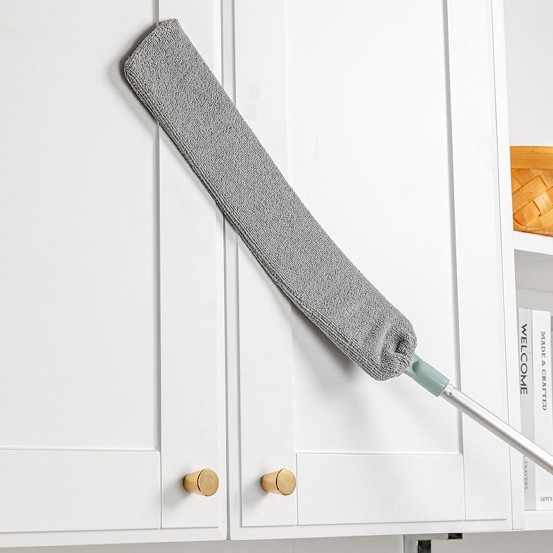 Cleaner Pro° Retractable Cleaner: Long Handle Microfiber - Retractable Cleaner
