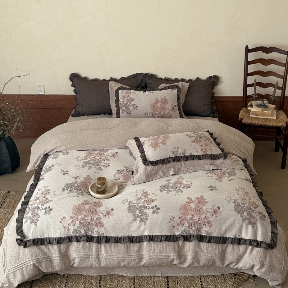 Cotton-Linen Bedding Set with Vintage Floral Print and Ruffled Trim