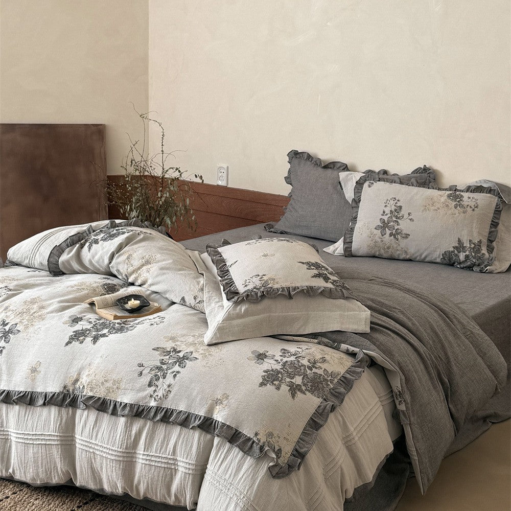Cotton-Linen Bedding Set with Vintage Floral Print and Ruffled Trim