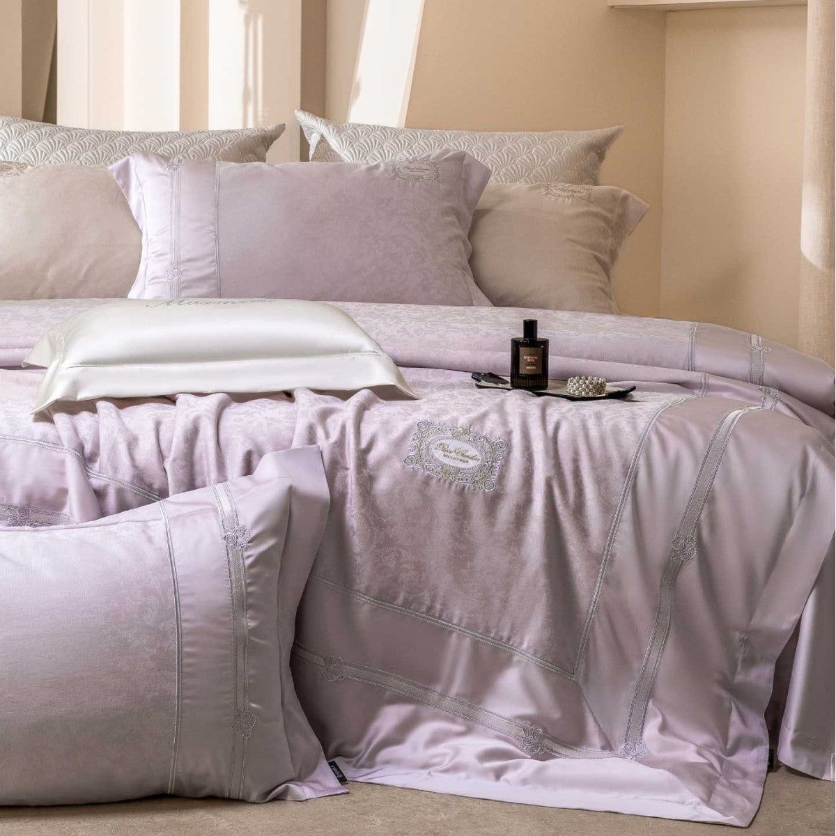 Cotton Sateen Bedding Set with Damask Jacquard, Satin Trim and Embroidered Medallion