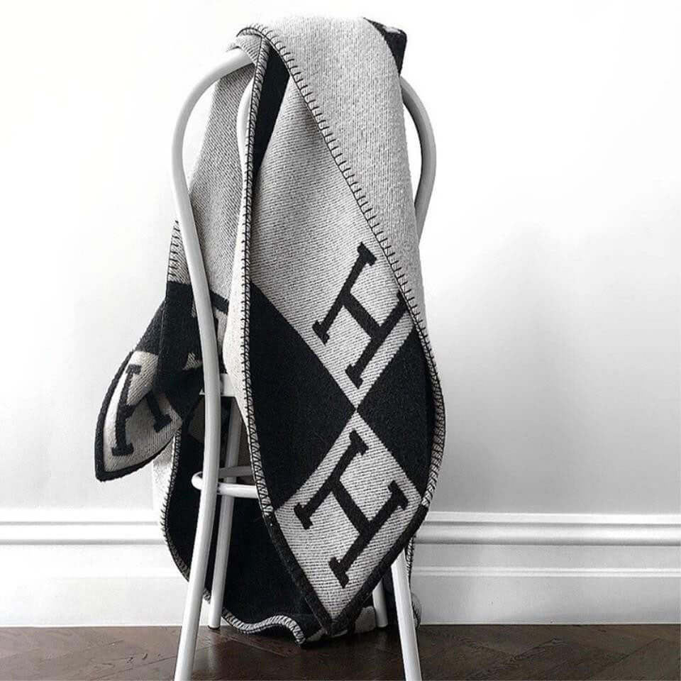 Cozy Wool-Cashmere Blanket 140x170cm