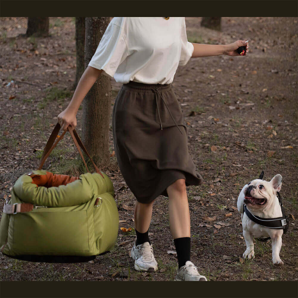 Dog Car Seat in Faux Leather - Safety & Style