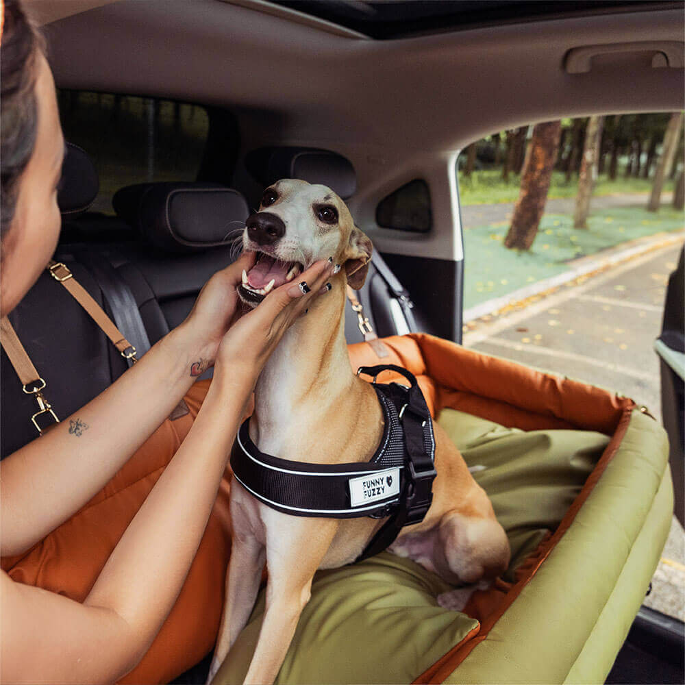 Dog Car Seat in Faux Leather - Safety & Style