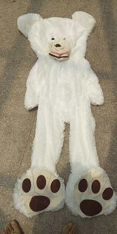 Giant Plush Teddy Bear for Kids and Adults