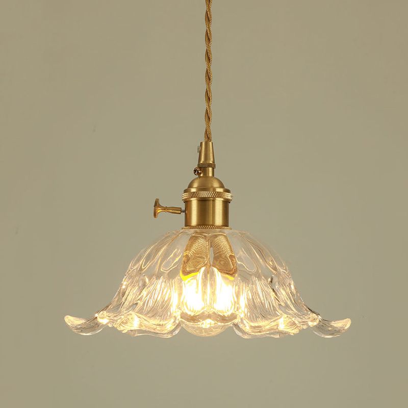 Golden Glass Pendant Lamp in the Shape of a Flower – Elegant Interior Decoration – Luxurious and Unique Design – Perfect for Living Room or Bedroom