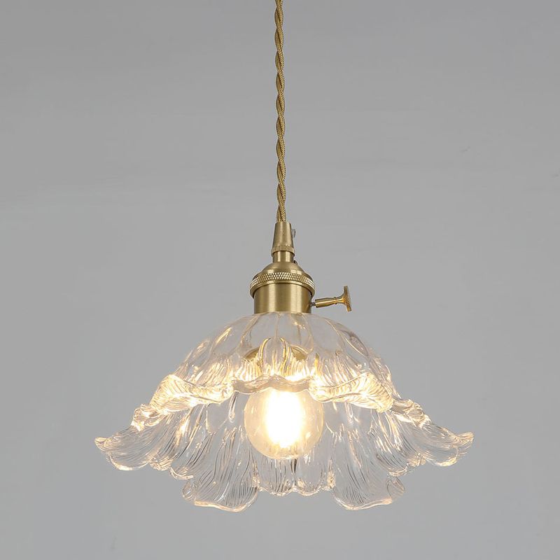 Golden Glass Pendant Lamp in the Shape of a Flower – Elegant Interior Decoration – Luxurious and Unique Design – Perfect for Living Room or Bedroom