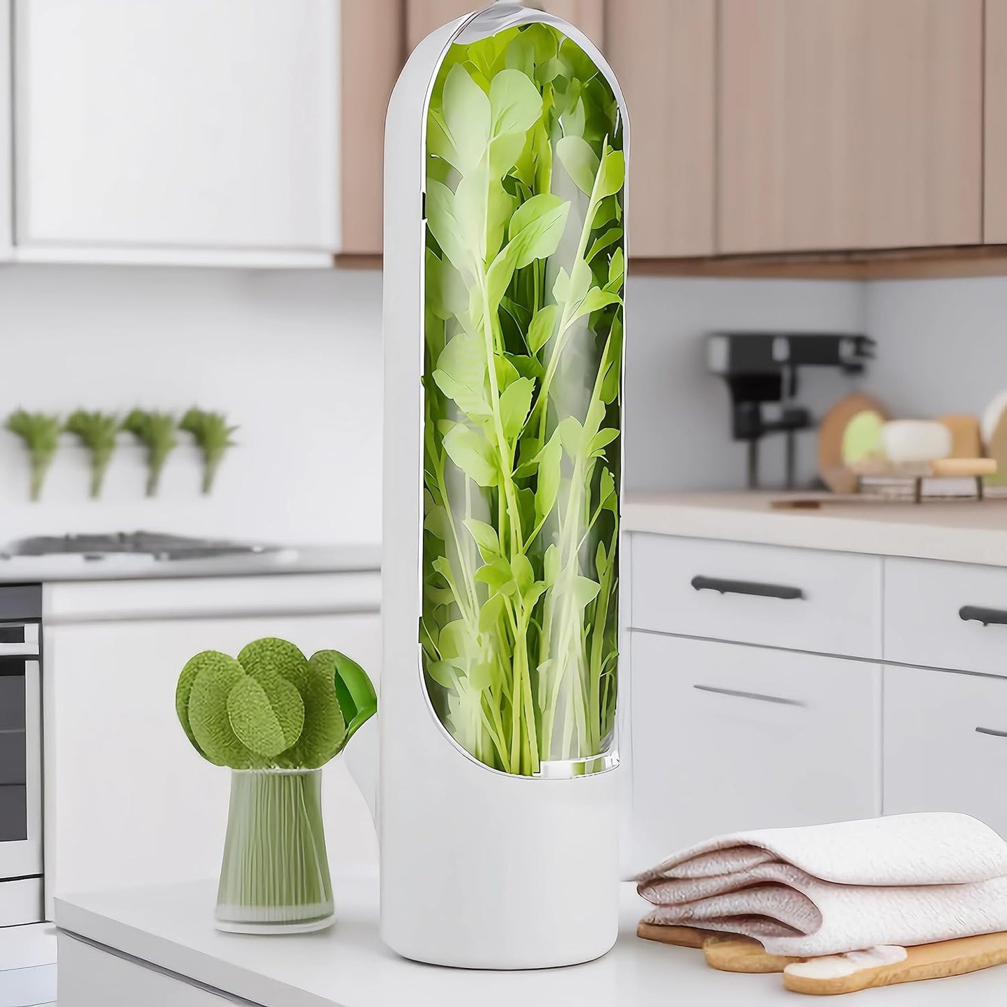 HerbGuard – Space-saving herb protector. Ensures long-lasting freshness of your herbs while minimizing waste.