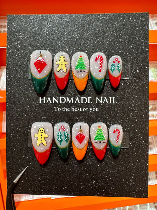 Holiday-Themed Press-On Nail Set
