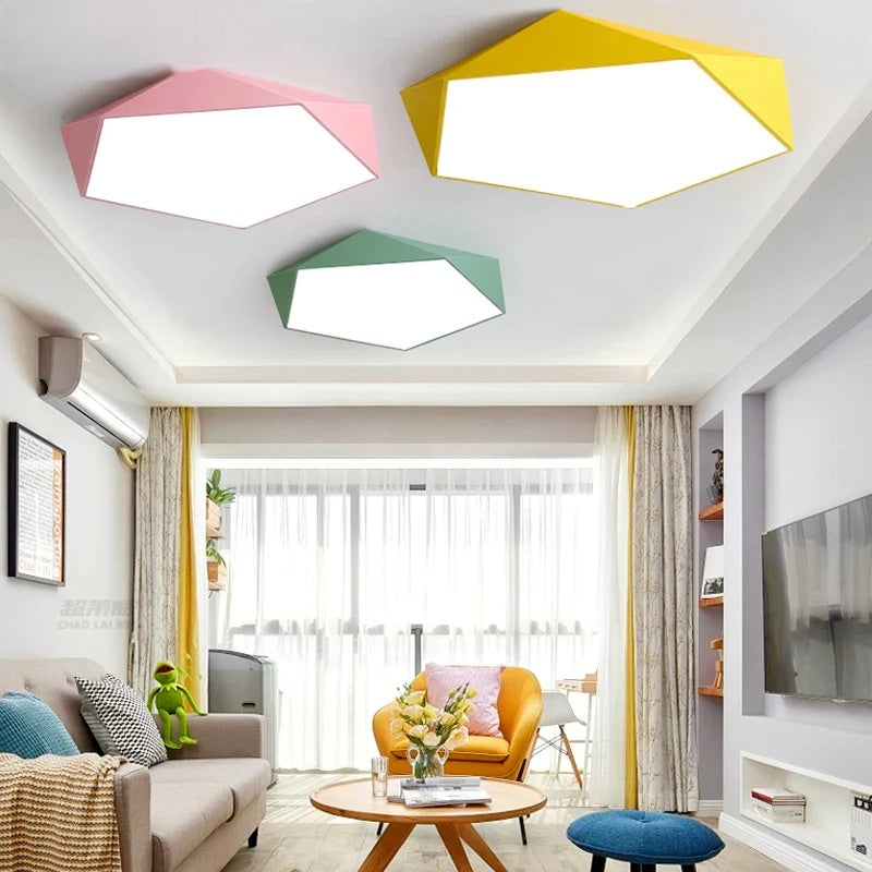 LuminaPolygon - Pentagonal Ceiling Lamp Macaron