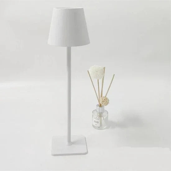 Lumo Table Lamp