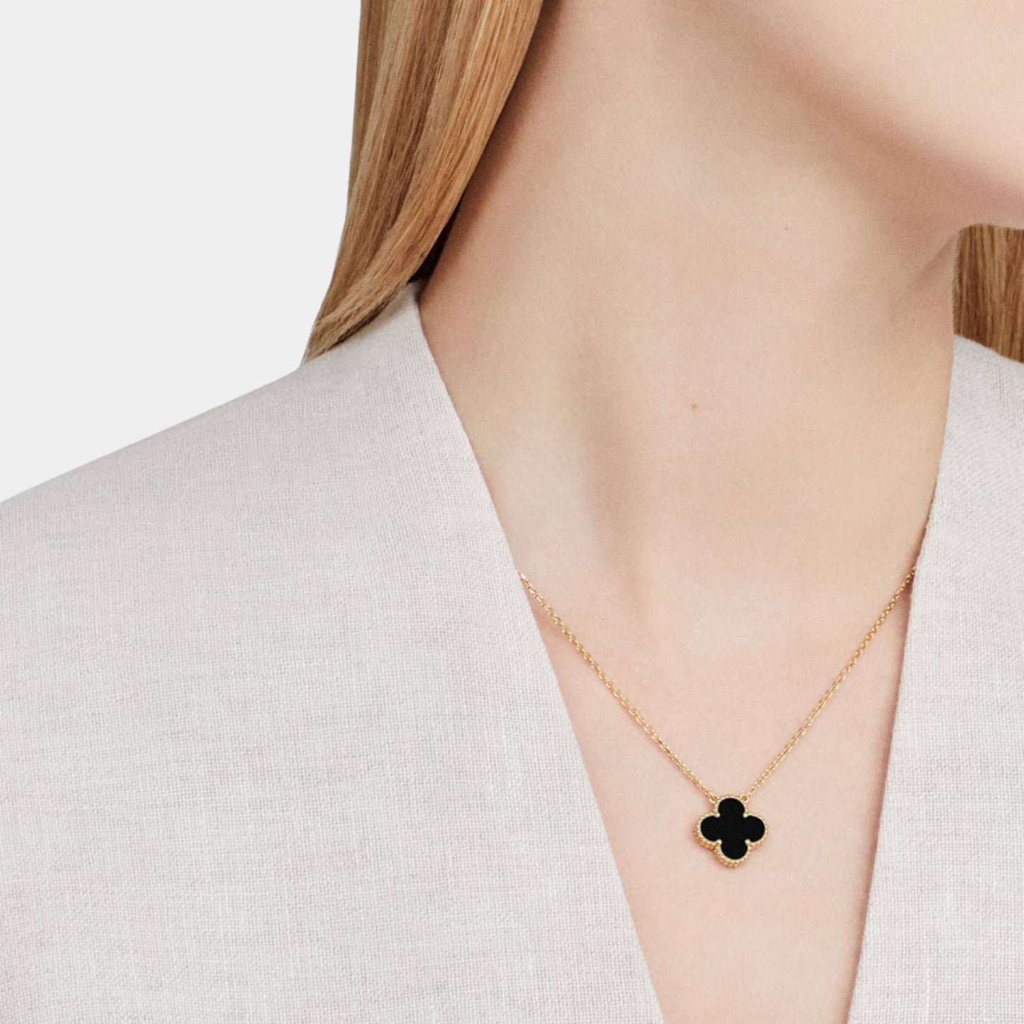 Luxurious Jewelry Set for Women - Necklace, Bracelet, Earrings