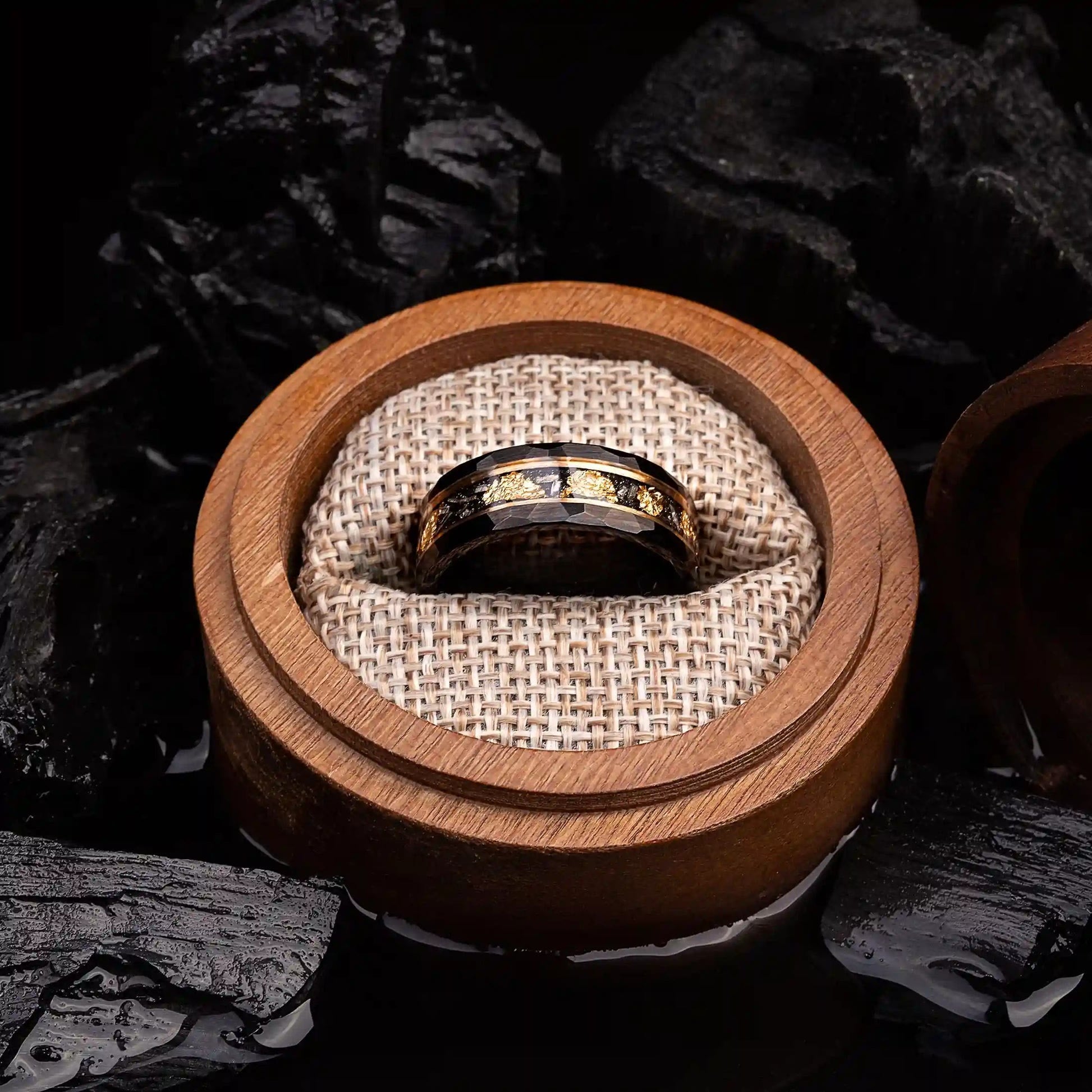 Men's Meteorite Tungsten Ring