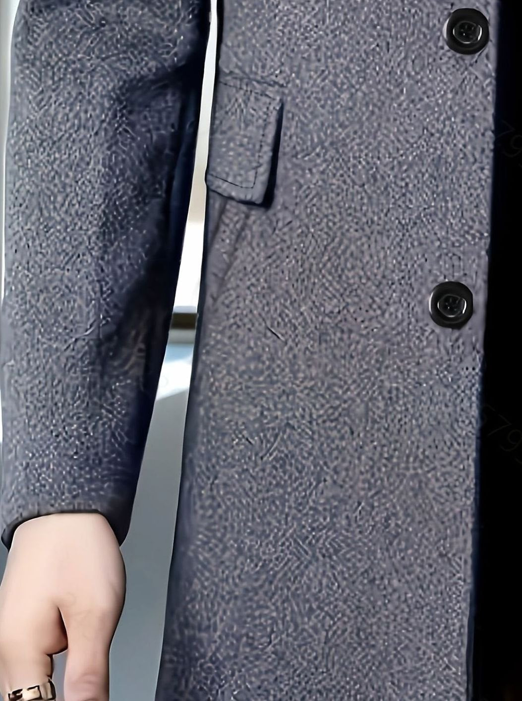 Men's Relaxed Fit Single-Breasted Wool Overcoat with Classic Collar