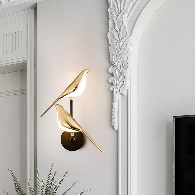 Modern Wall Lamp | Bird-Shaped Design