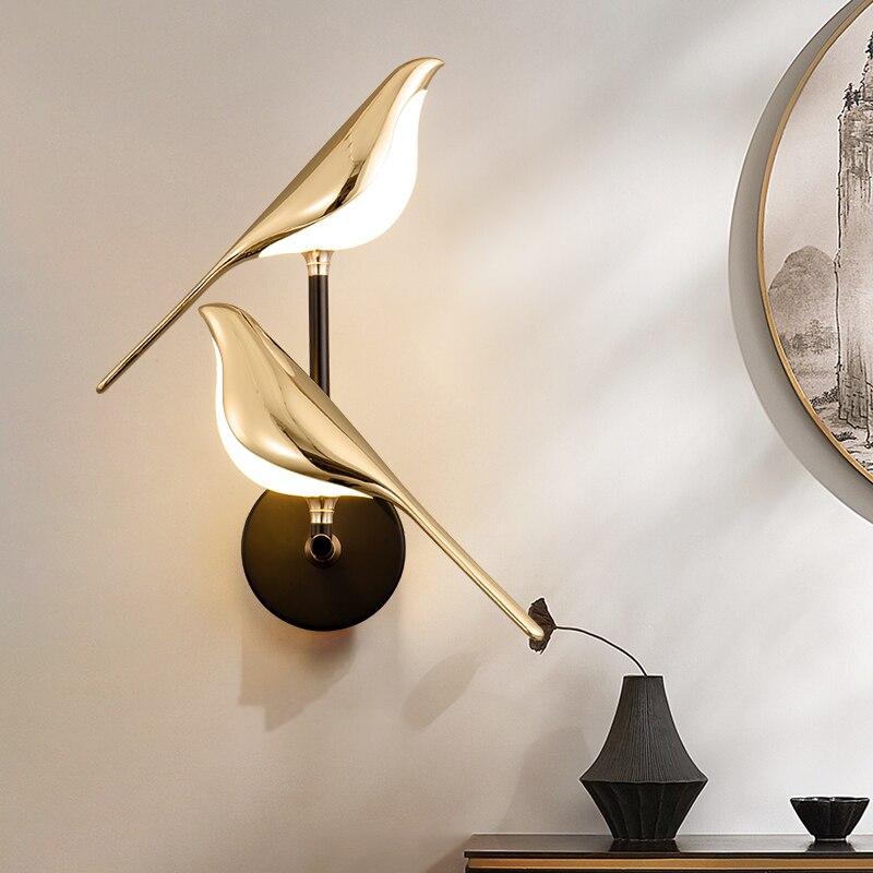 Modern Wall Lamp | Bird-Shaped Design