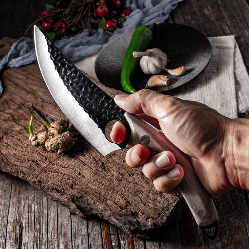Quick Cutter – Universal Kitchen Knife. Ensures easy and safe cutting, being an essential and practical tool in every kitchen.