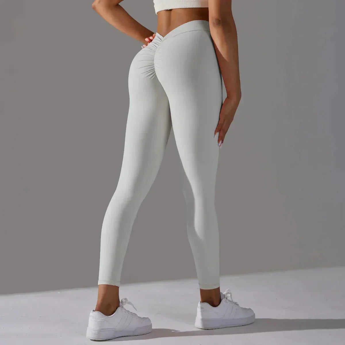 Scrunch Compression Yoga and Fitness Leggings – Shaping Support for Every Movement