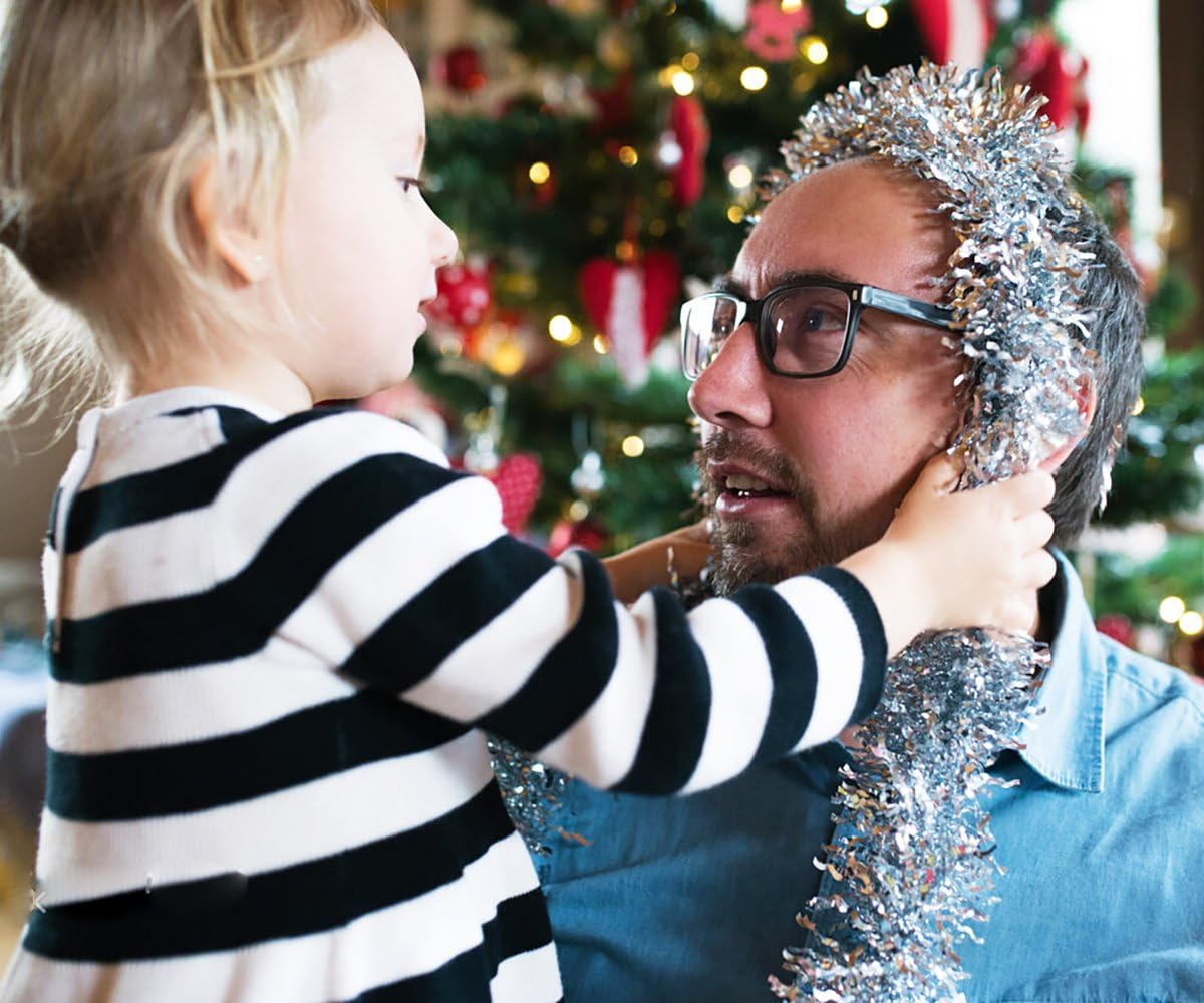 Silver Christmas Glitter Garland – 10m Tinsel Garland for Christmas Tree, Mantel & Party