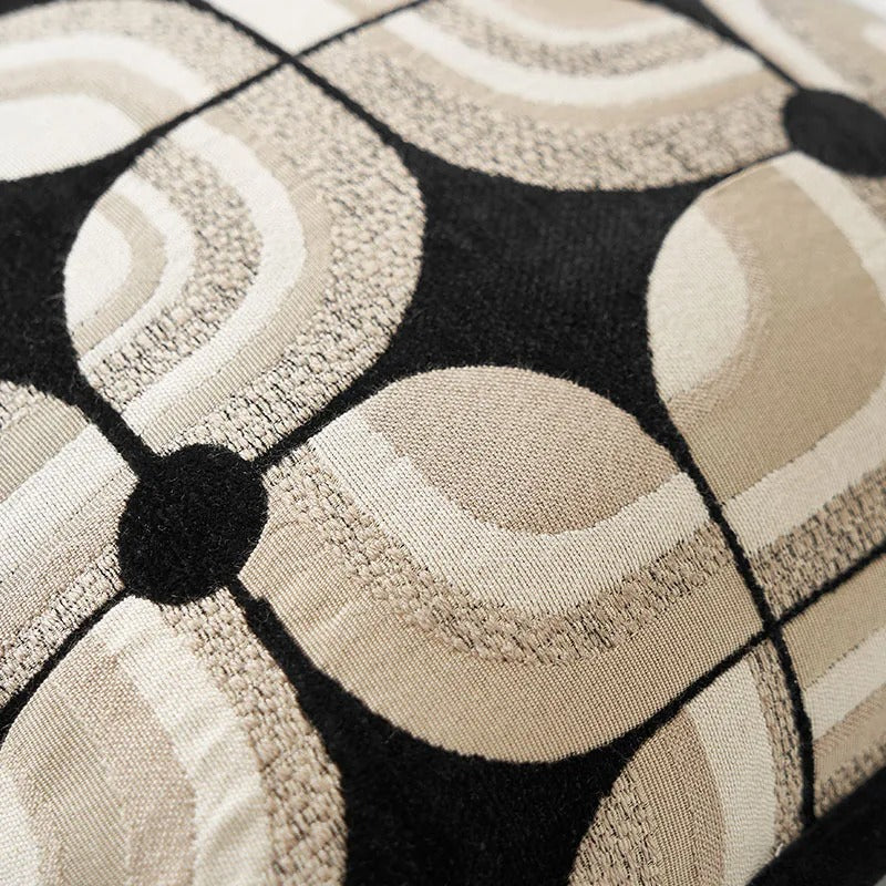 Stylish Cushion Cover with Delicate Pattern – Soft Fabric for Ultimate Comfort