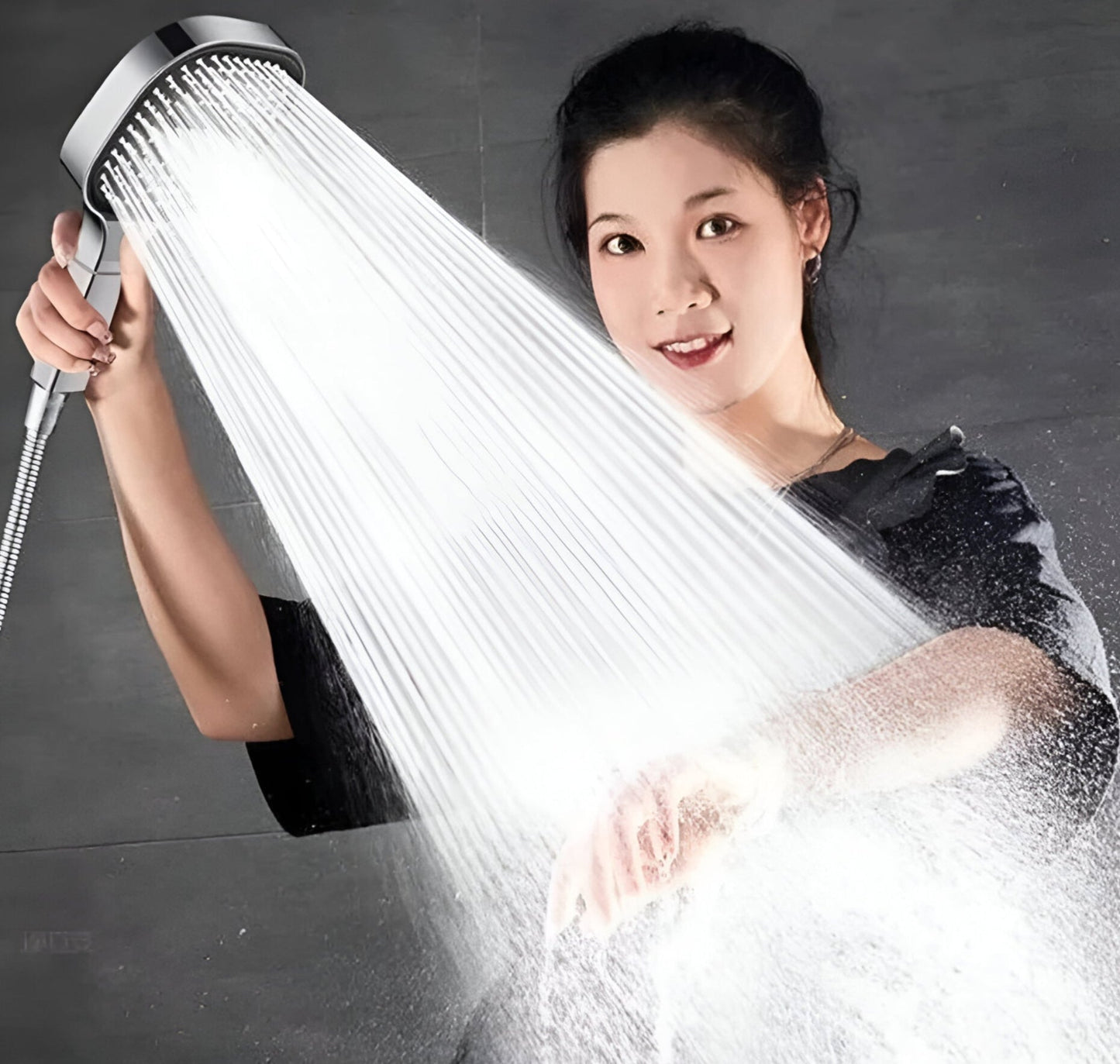 SusanSmith | High-Pressure Shower Head | Turbo-Boost Technology & Advanced Filtration for Healthier Skin and Hair