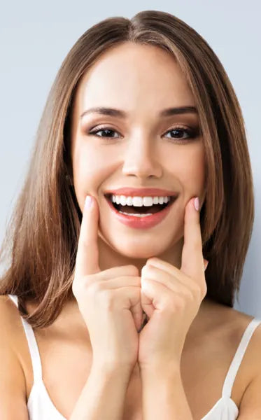 SusanSmith | On Smile Veneers (Upper and Lower Jaw included)
