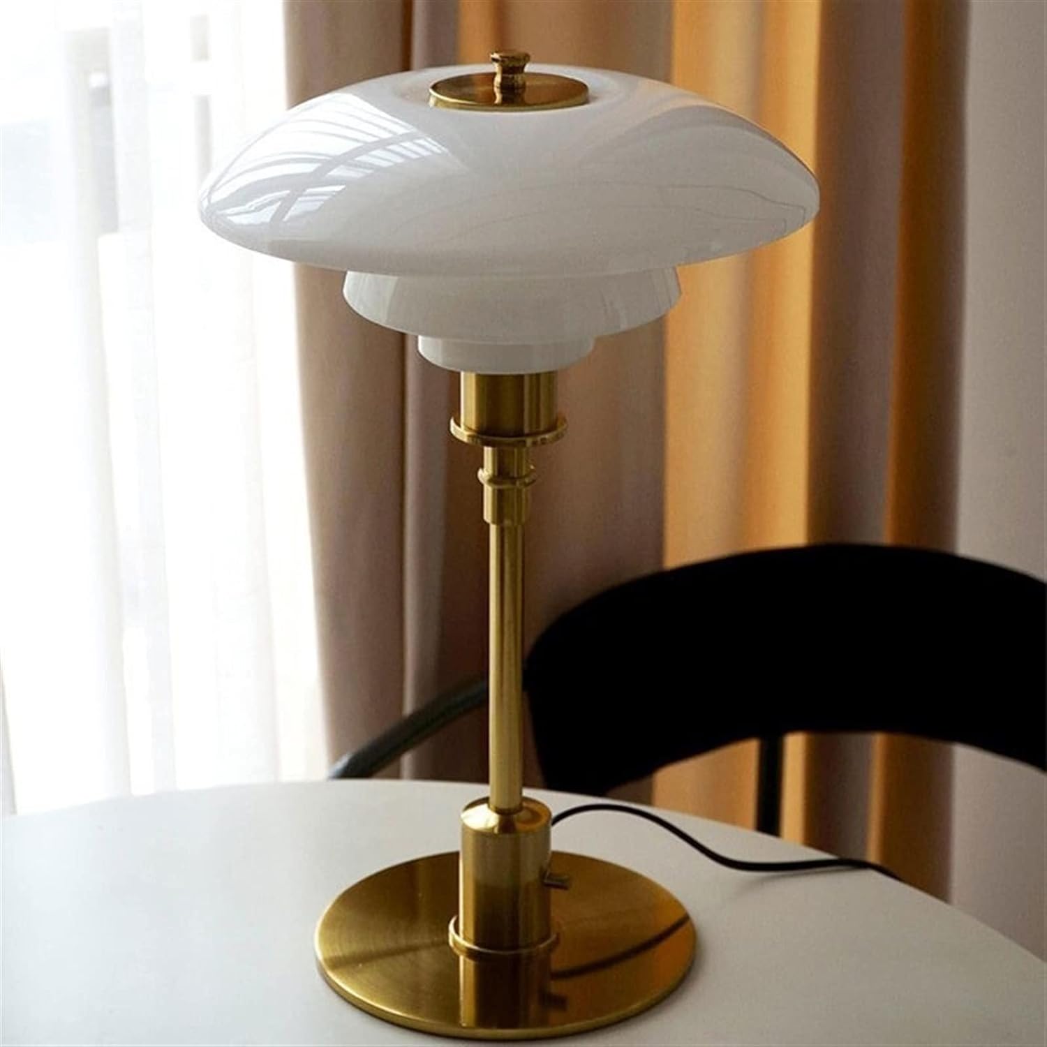 SusanSmith SusanSmith™ Leila Designer Nordic LED Table Lamp