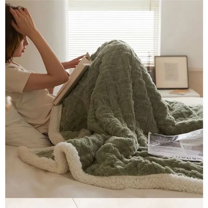 Thick Lambswool Fleece Winter Blanket – Soft Warm Throw