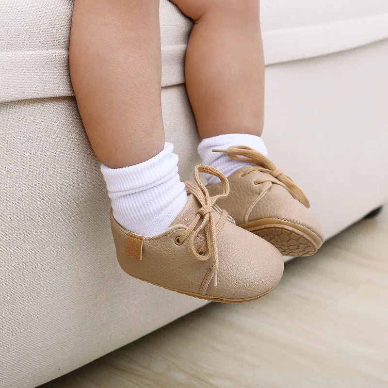 Unisex Retro Leather Baby Moccasins - Soft Sole Toddler Shoes