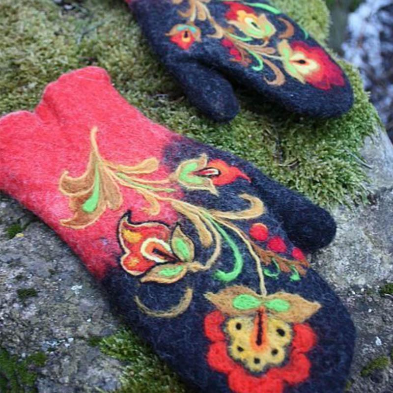 Unisex Winter Flower Wool Gloves