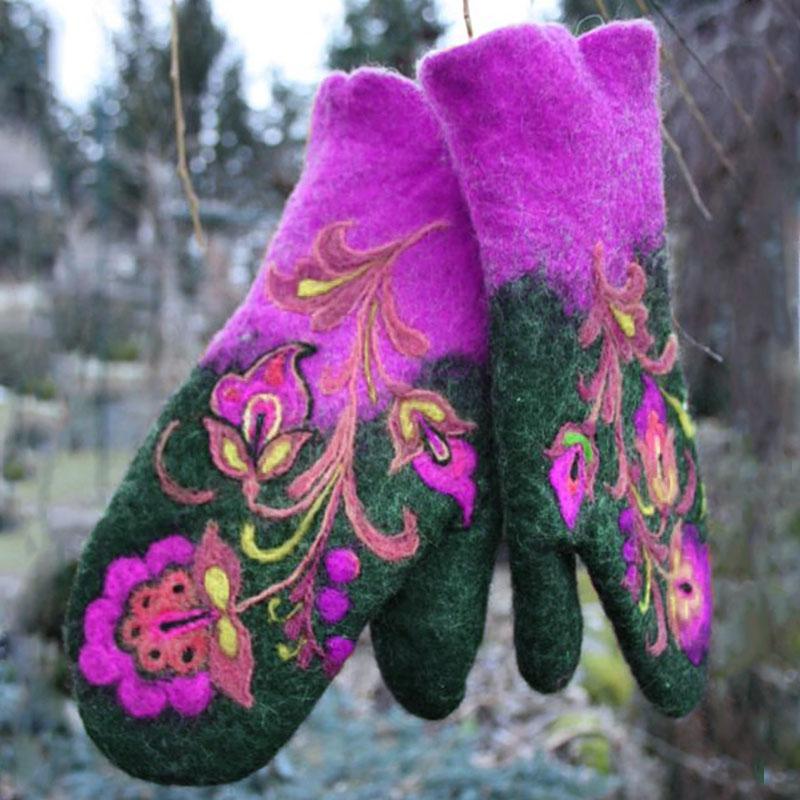 Unisex Winter Flower Wool Gloves