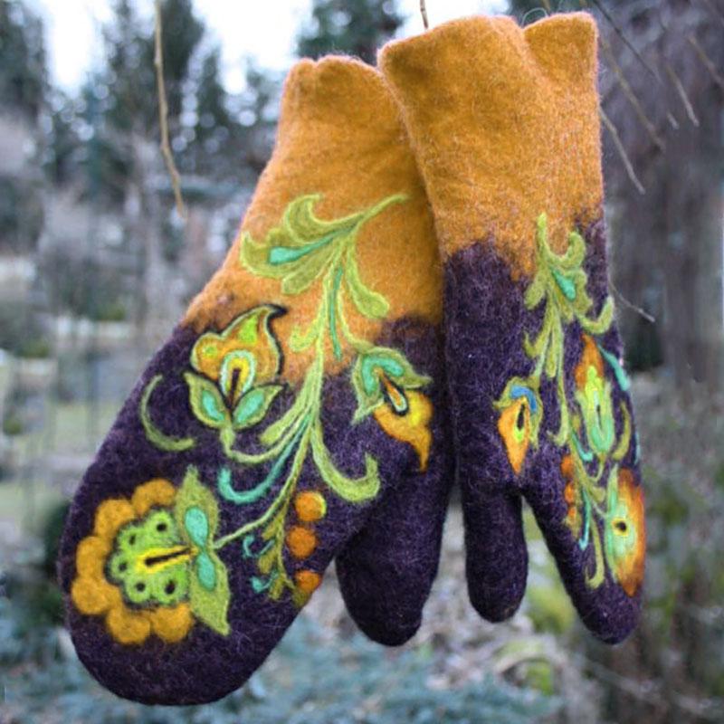 Unisex Winter Flower Wool Gloves