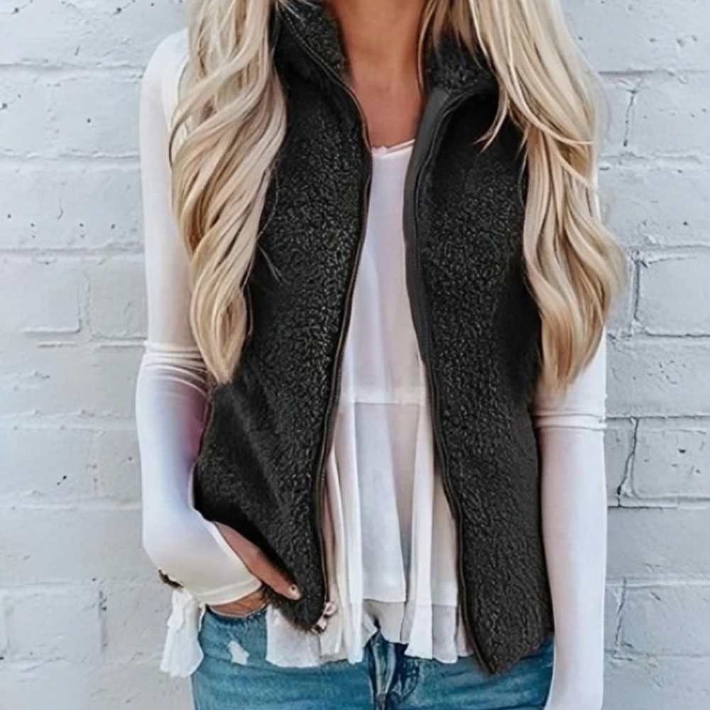 Women's All-Season Gilet Vest – Ideal for Leisure and Travel