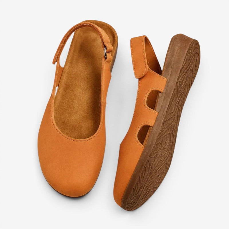 Women's Closed-Toe Flat Sandals