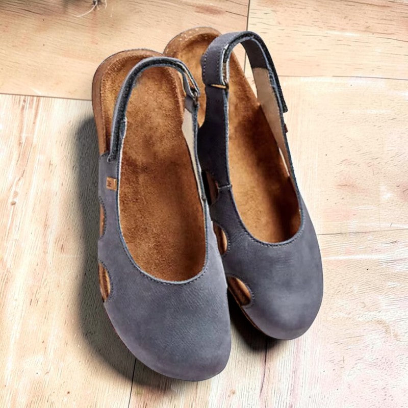 Women's Closed-Toe Flat Sandals