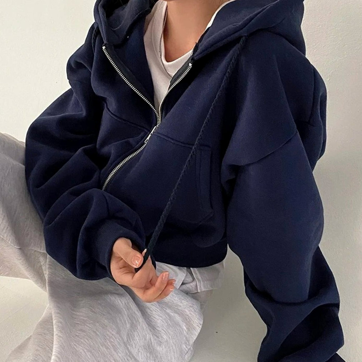Women's Cropped Oversized Fleece Zip-Up Drawstring Hoodie