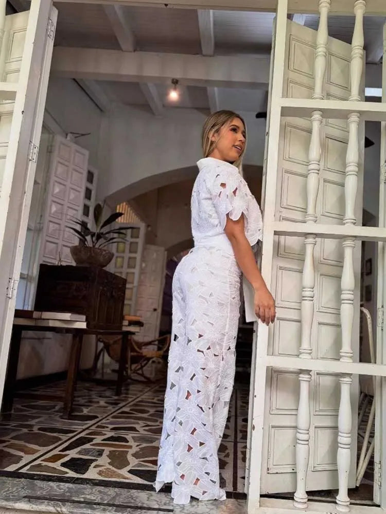 Women's Floral Cut-Out Set