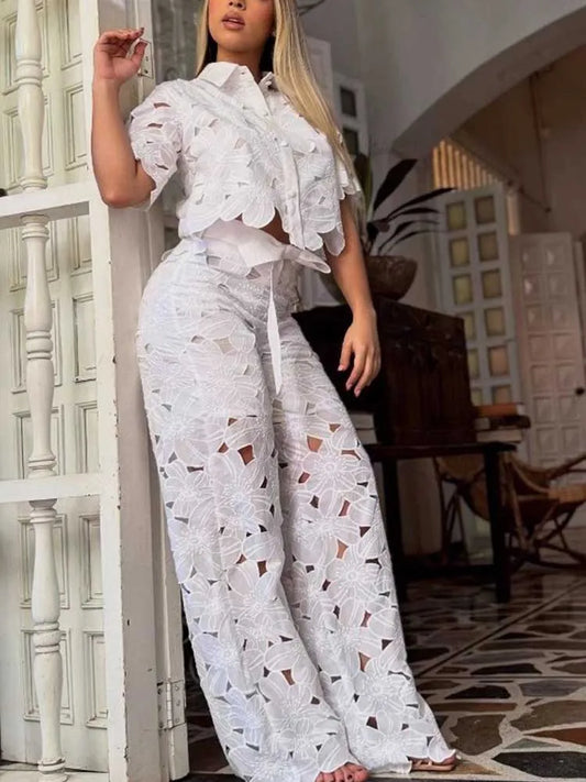 Women's Floral Cut-Out Set