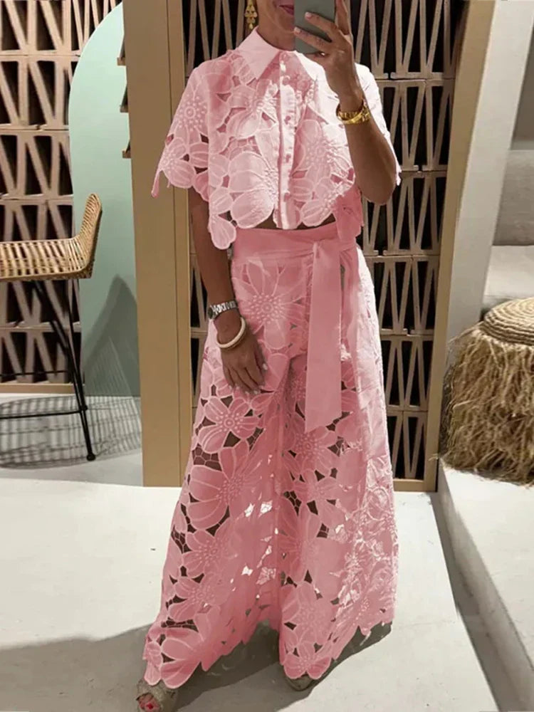 Women's Floral Cut-Out Set