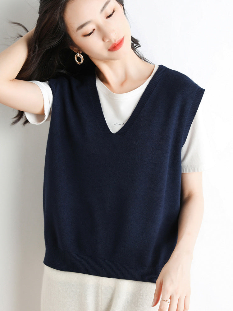 Women's Oversized V-Neck Fine-Knit Sweater Vest with Ribbed Hem