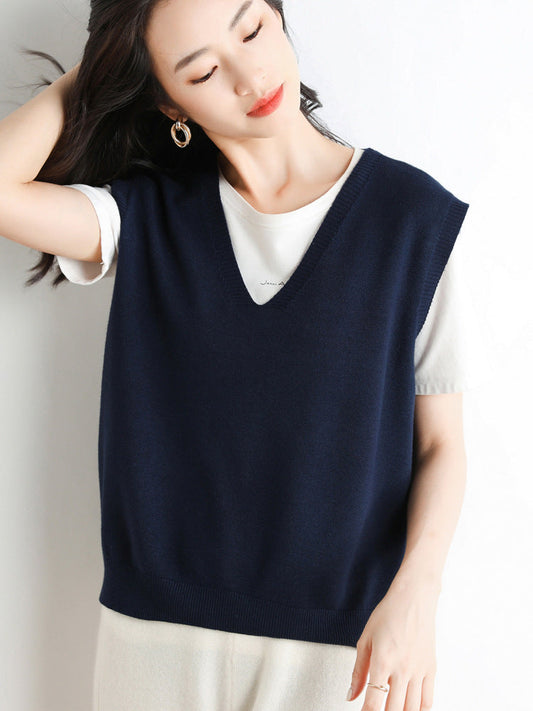 Women's Oversized V-Neck Fine-Knit Sweater Vest with Ribbed Hem