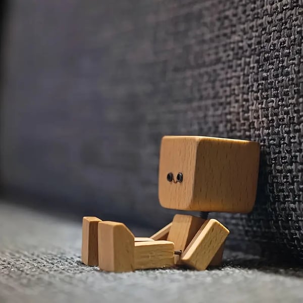 Wooden Decorative Figure | Movable Rocking Function | Changeable Faces | WobbleWood